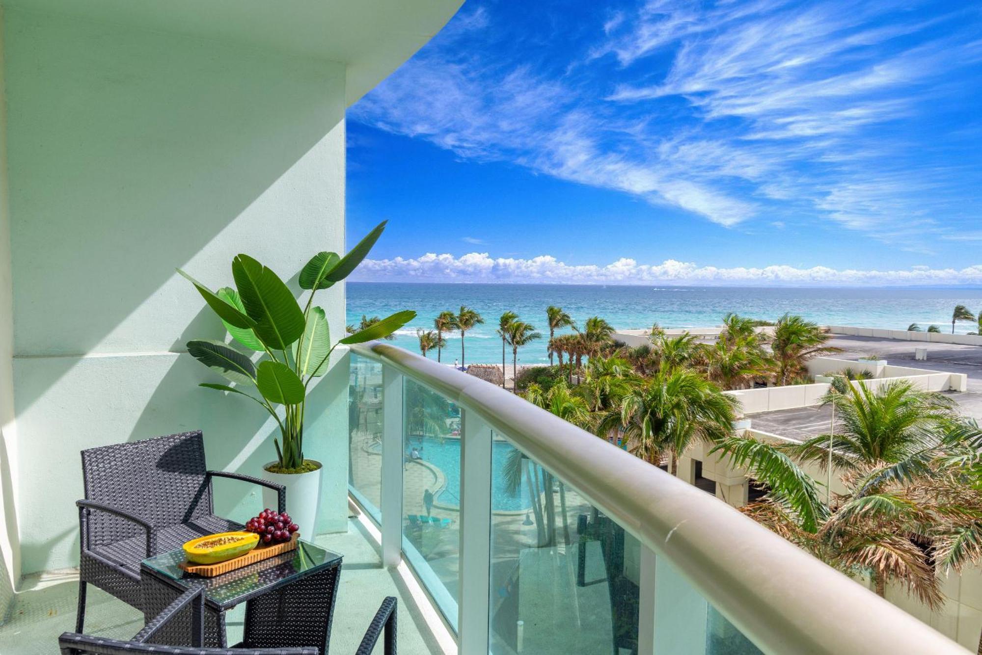 Modern 1 Bdr Oceanview With Direct Beach Access! Голливуд Экстерьер фото